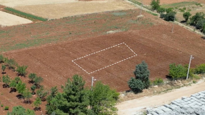 Denizli Bekilli'de Yerleşim Alanı İçerisinde 224 m2 Ticari İmarlı Arsa