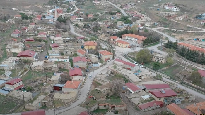 Afyonkarahisar Sultandağı Karapınar'da Villa Yapımına Uygun 338 m2 İmarlı Arsa Fırsatı