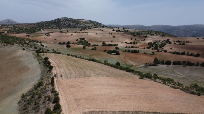 Karaman Merkez Damlapınar'da Devlet Arazisine Cephe 5.037 m2 Tarla Fırsatı