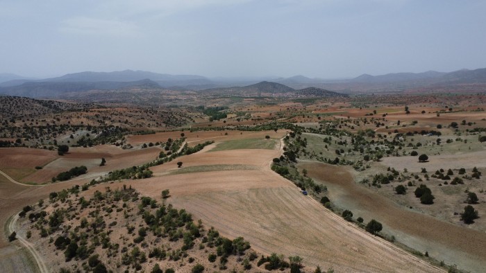 Karaman Merkez Damlapınar'da Devlet Arazisine Cephe 5.037 m2 Tarla Fırsatı